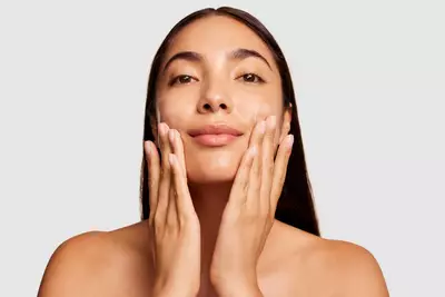 como quitar las ojeras y bolsas en los ojos