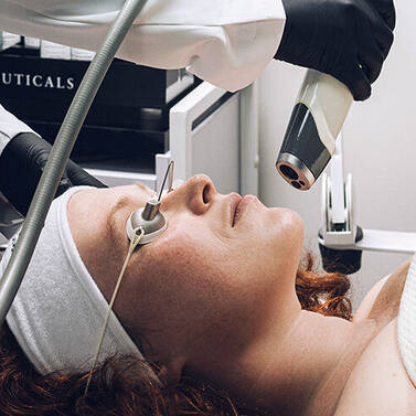 NICHT-ABLATIVER LASER
