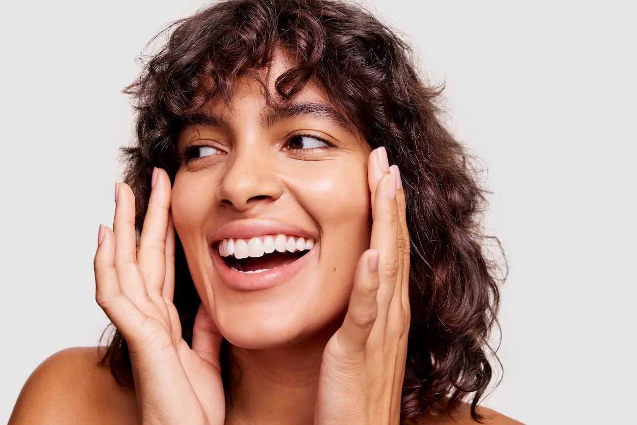 masaje facial antienvejecimiento y drenaje